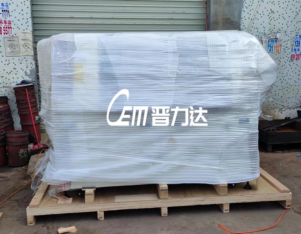 兩台高配波峰焊出口德國漢堡市，全英文界麵